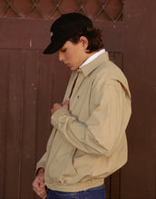 Cargar imagen en el visor de la galería, Icetees Gabardine Jacket Beige