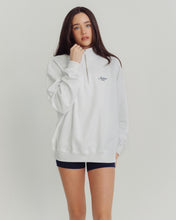 Cargar imagen en el visor de la galería, Icetees Sports Quarter Zip Sweater White