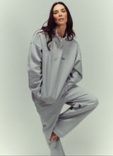 Cargar imagen en el visor de la galería, Icetees Straight Leg Sweatpants Gris Melange