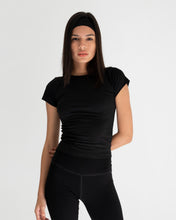 Cargar imagen en el visor de la galería, Skin Tee