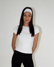 Cargar imagen en el visor de la galería, Skin Tee