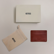 Cargar imagen en el visor de la galería, Icetees Leather Cardholder Gold
