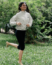 Cargar imagen en el visor de la galería, Icetees Crop Quarter-zip Sweater
