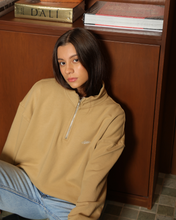 Cargar imagen en el visor de la galería, Icetees Quarter Zip Sweater Oatmeal
